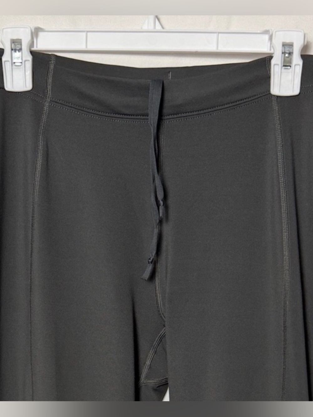The North Face Women’s Gray Flight Series Active Pants Size Medium - Picture 2 of 8